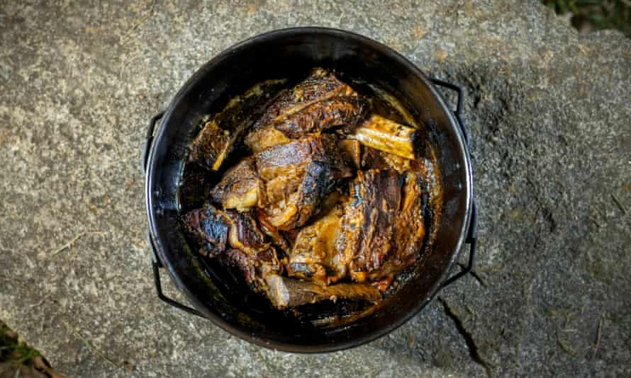 Camp oven bush ribs from Fire to Fork